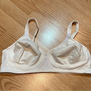 Bali‎ wireless wirefree bra 40C